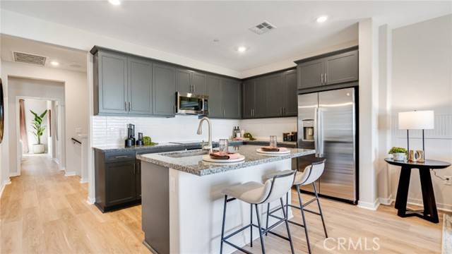 2707 E Amberley Privado, Ontario, CA 91762