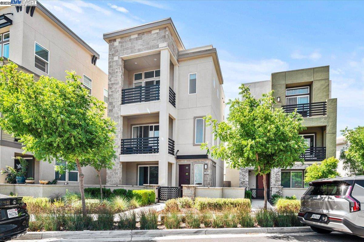 5892 Nugget WAY, Dublin, CA 94568-7145