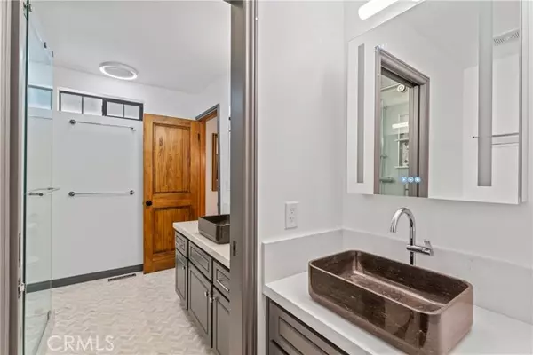 Lake Arrowhead, CA 92352,1364 Toronto DR