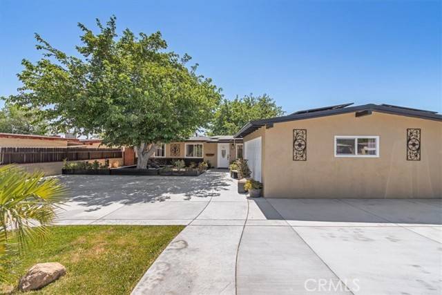38868 Yucca Tree ST, Palmdale, CA 93551