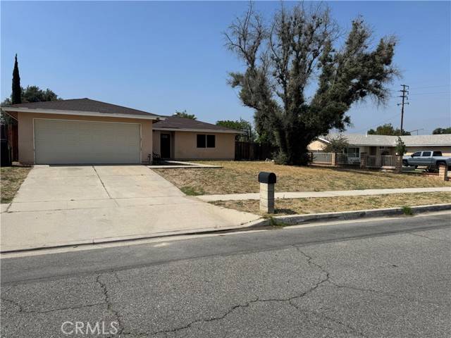 Redlands, CA 92374,824 Hartzell AVE