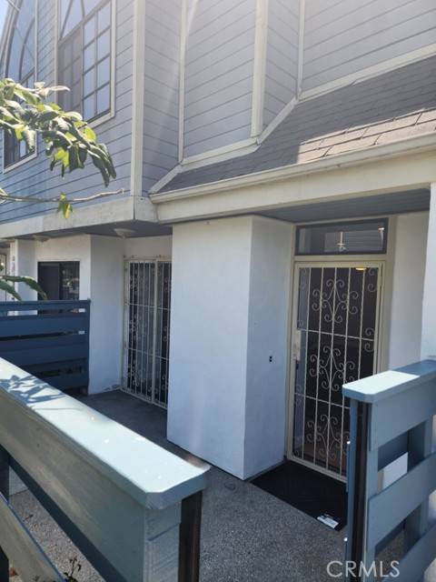 5921 Templeton ST F, Huntington Park, CA 90255