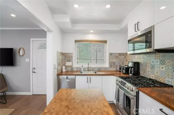 Manhattan Beach, CA 90266,203 41st ST