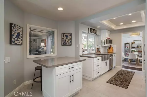 Rancho Santa Margarita, CA 92688,9 Calle Larspur