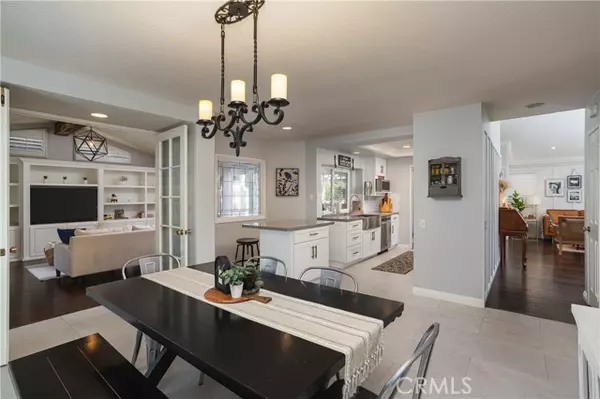 Rancho Santa Margarita, CA 92688,9 Calle Larspur