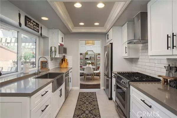 Rancho Santa Margarita, CA 92688,9 Calle Larspur