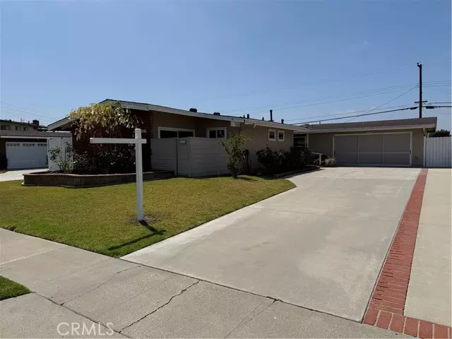 8652 Joyzelle AVE, Garden Grove, CA 92841