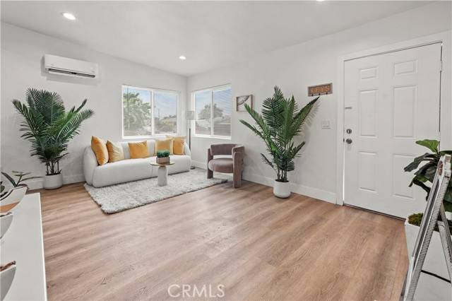 Westminster, CA 92683,13154 Cedar ST