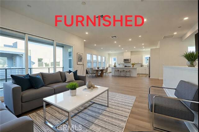 241 Proctor 7, Irvine, CA 92618