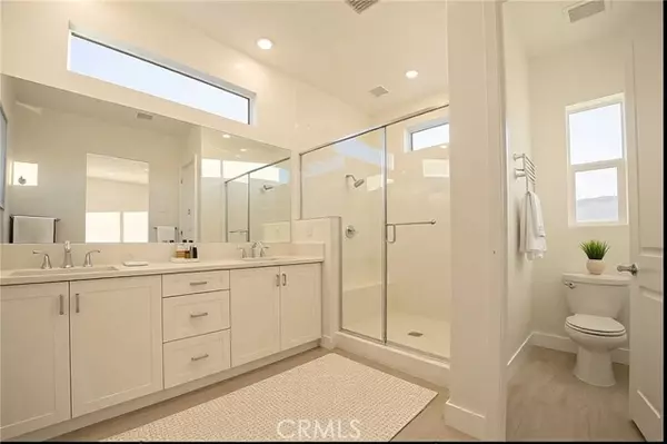 Irvine, CA 92618,241 Proctor 7