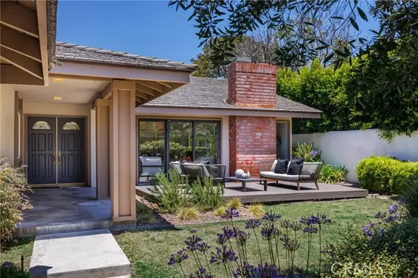 Corona Del Mar, CA 92625,3620 Catamaran DR