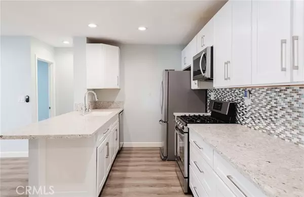 Lawndale, CA 90260,4727 W 147th ST 114
