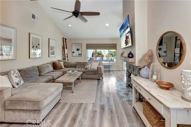 San Juan Capistrano, CA 92675,33081 Regatta CT
