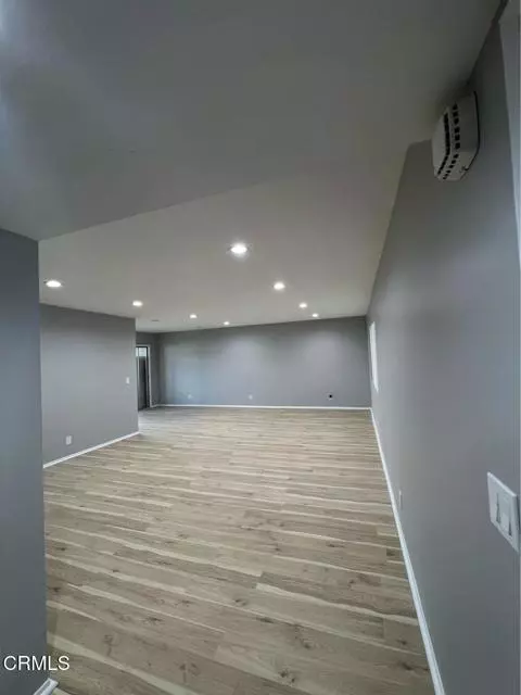 Glendale, CA 91202,600 W stocker ST 307
