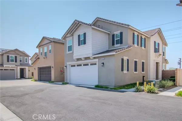 1592 Redwoods DR, Upland, CA 91784
