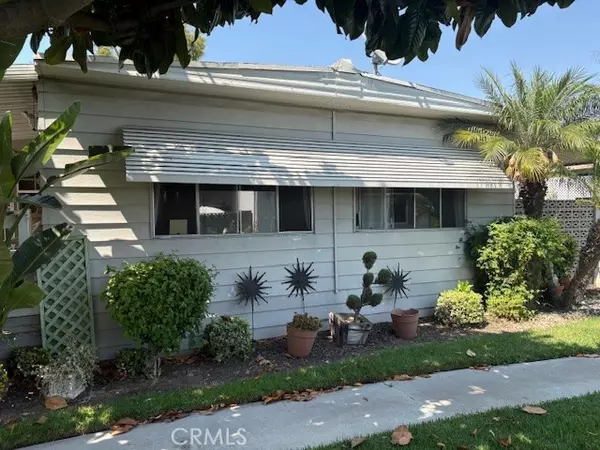 Yorba Linda, CA 92886,16742 Lake Ridge WAY 154