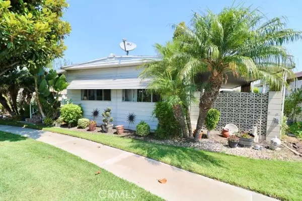 Yorba Linda, CA 92886,16742 Lake Ridge WAY 154