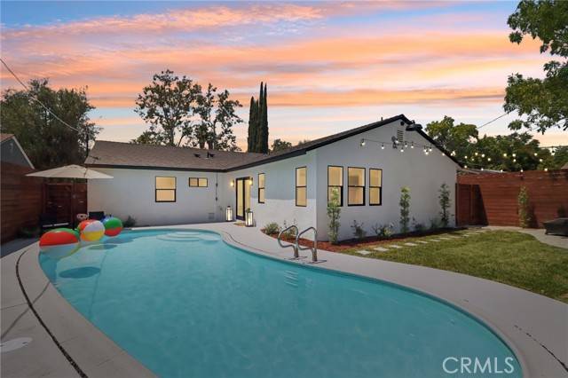 Tarzana, CA 91356,18257 Palora ST
