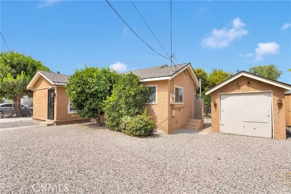 Redlands, CA 92374,1317 Clay ST