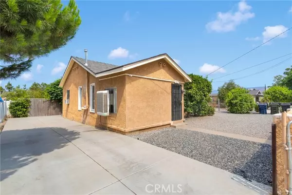 Redlands, CA 92374,1317 Clay ST