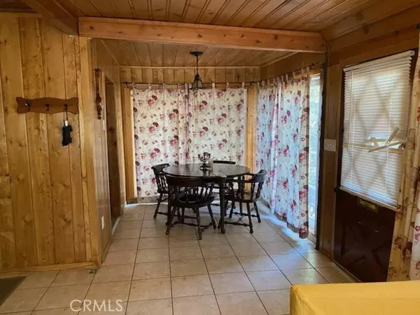 Lake Arrowhead, CA 92352,544 Community DR