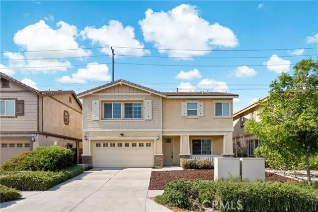 16502 Cadence LN, Fontana, CA 92336