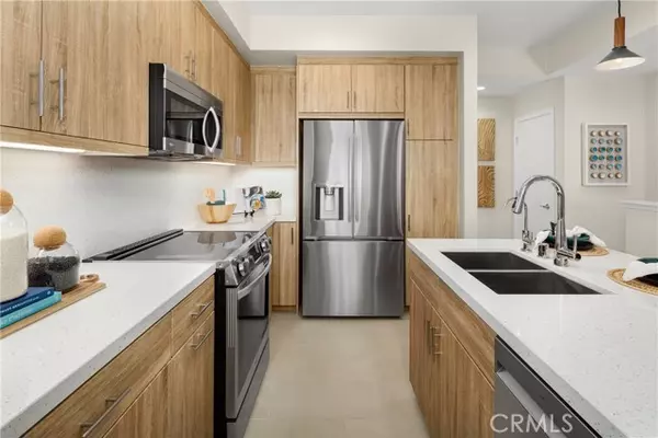Artesia, CA 90701,11720 Arkansas ST B