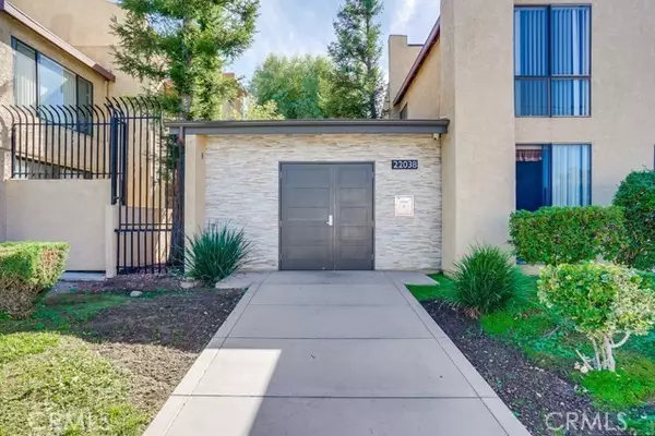 Woodland Hills, CA 91303,22038 Vanowen ST 215
