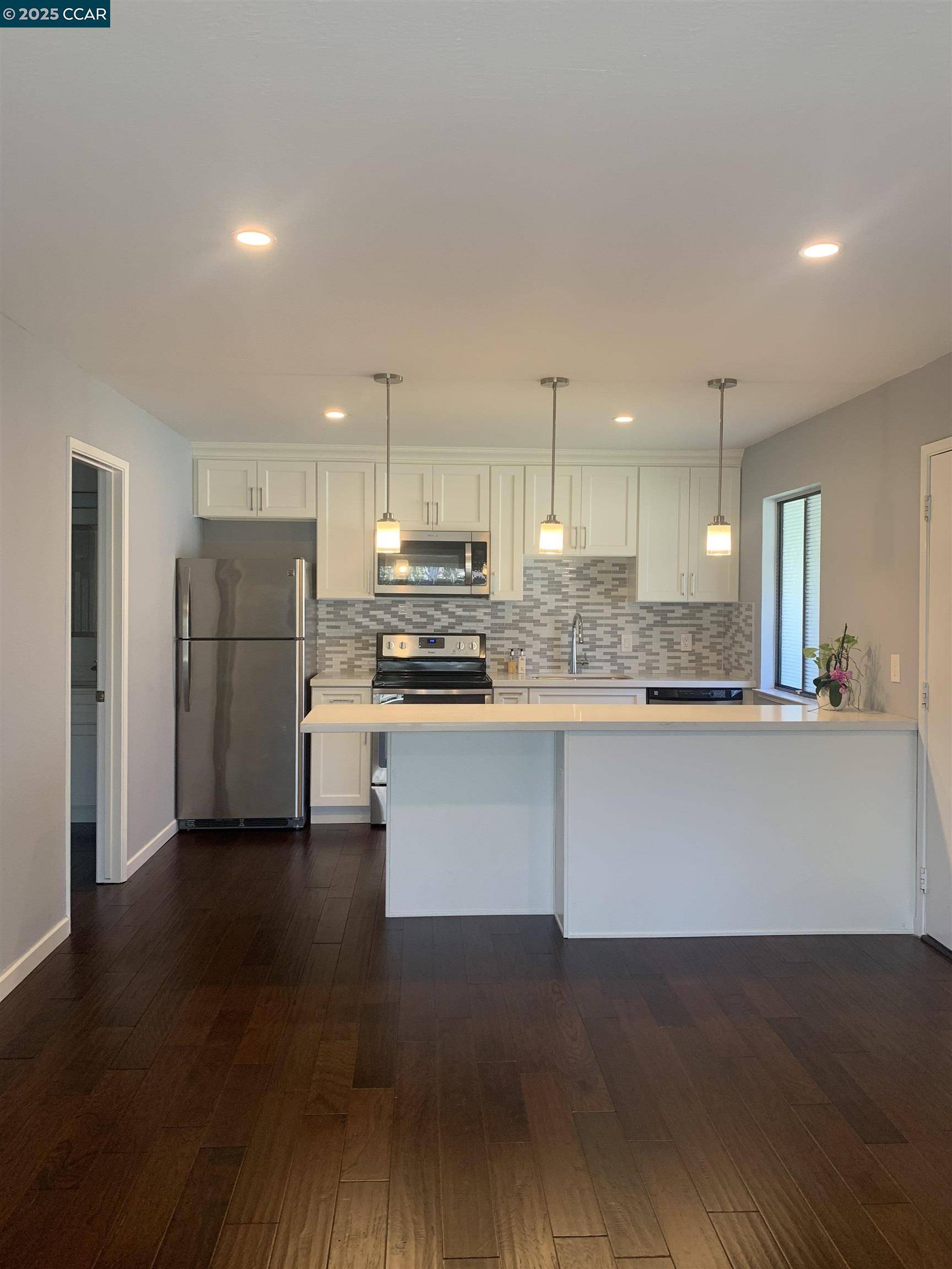Walnut Creek, CA 94598,1437 Marchbanks Dr 7
