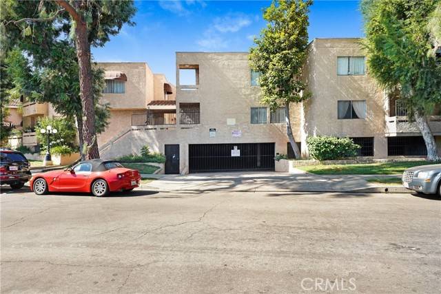 8020 Langdon AVE 211, Van Nuys, CA 91406