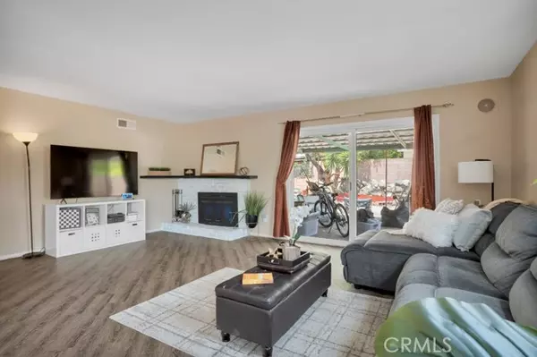Sylmar, CA 91342,13678 Marchant AVE