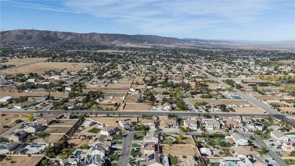 Quartz Hill, CA 93536,38 St W Avenue M