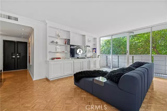 8787 Shoreham DR 201, West Hollywood, CA 90069