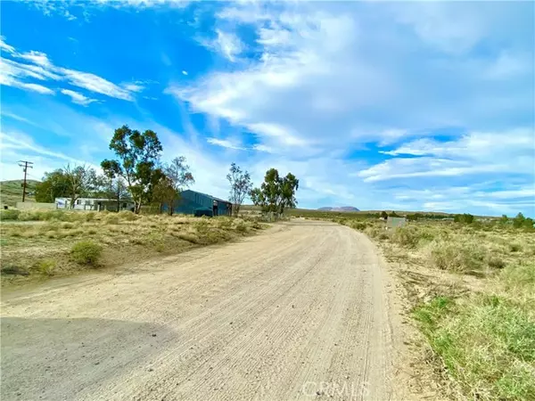 0 39th St West, Rosamond, CA 93560