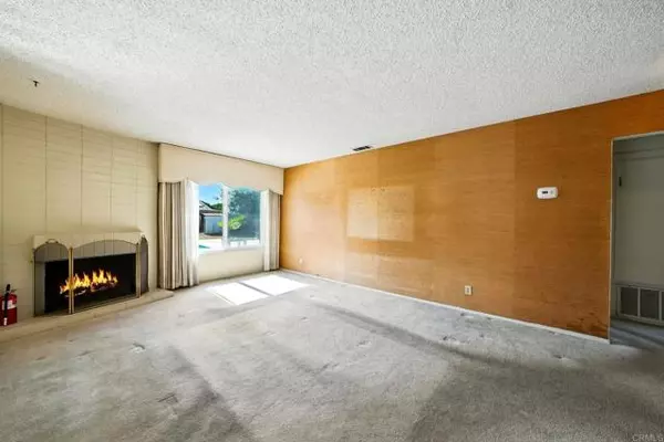 San Marcos, CA 92069,639 Douglas AVE