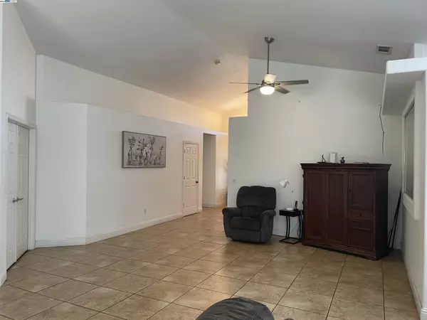 Stockton, CA 95206,3920 Deshler Ln