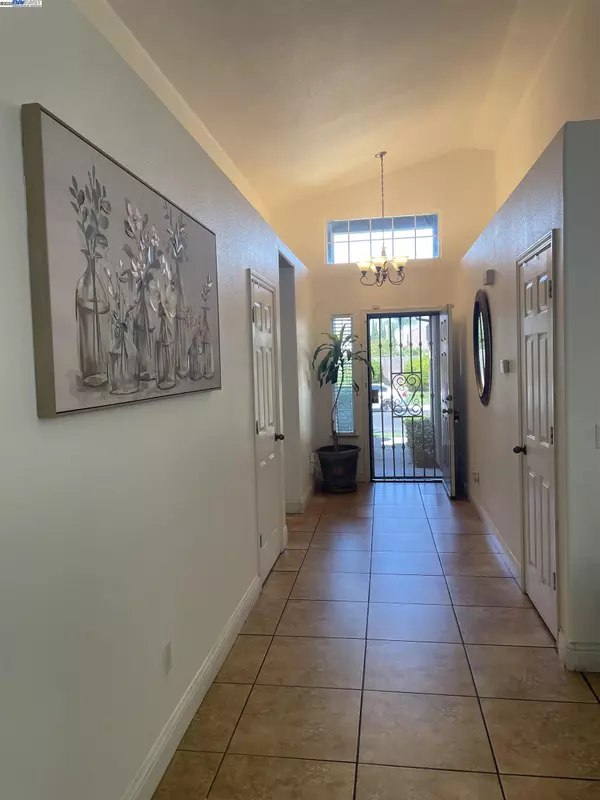 Stockton, CA 95206,3920 Deshler Ln