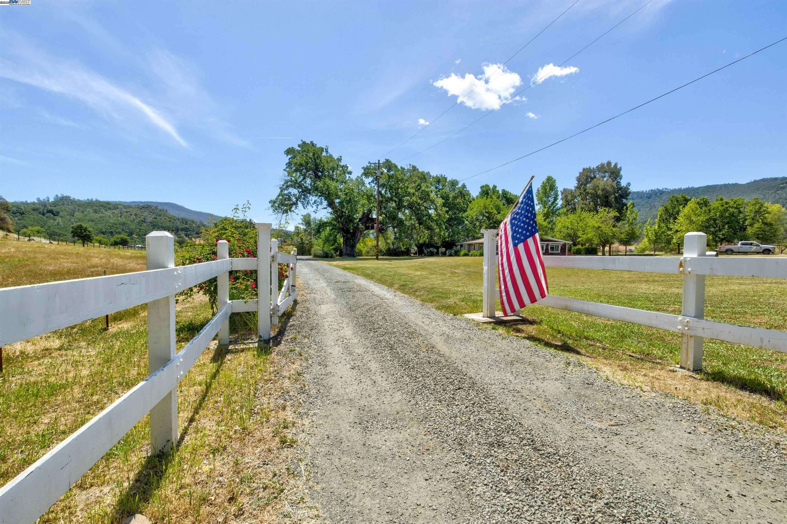 Saint Helena, CA 94574,2051 Dollarhide Rd