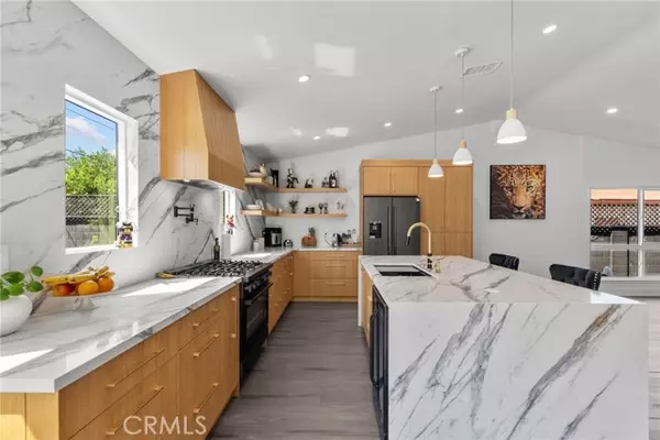 Simi Valley, CA 93063,2282 Brentwood ST