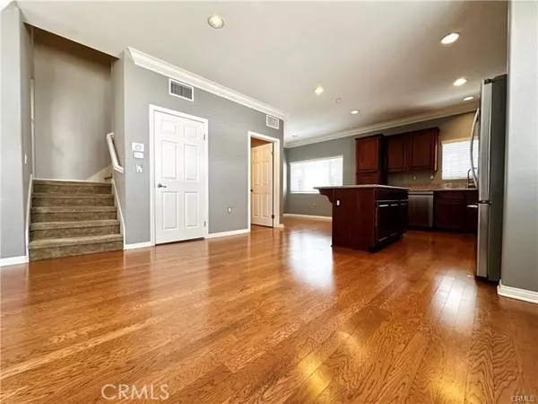 Northridge, CA 91324,9301 Shirley AVE 50