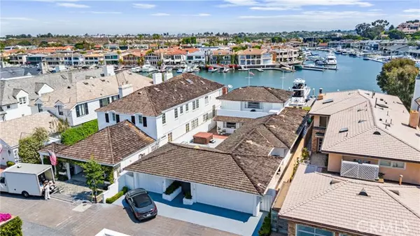 11 Harbor IS, Newport Beach, CA 92660