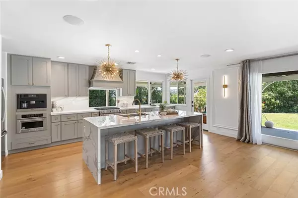 West Hills, CA 91307,7153 Helmsdale CIR
