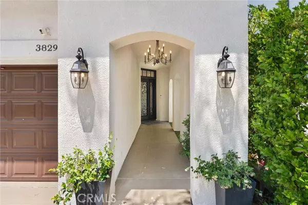 Calabasas, CA 91302,3829 Calle Joaquin
