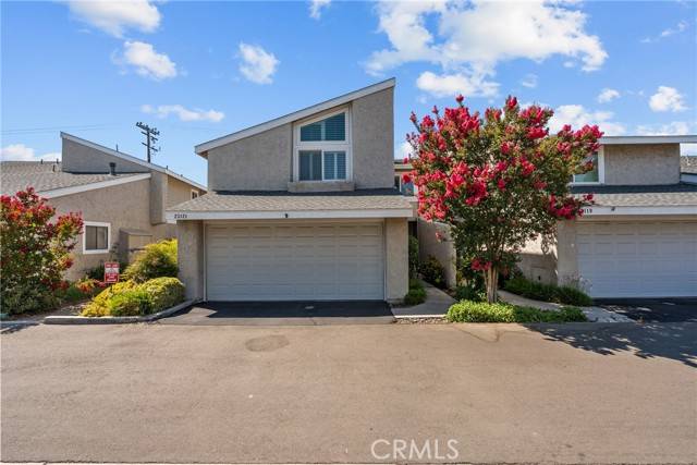 Valencia, CA 91355,23121 Yvette LN