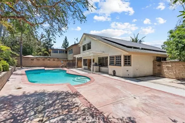 Laguna Hills, CA 92653,25252 Calero AVE