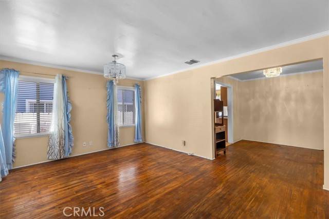 Long Beach, CA 90805,5943 Gardenia AVE