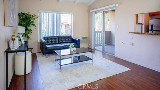 1345 Cabrillo Park DR B14, Santa Ana, CA 92701