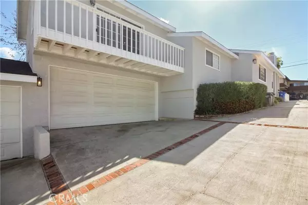 Redondo Beach, CA 90278,1933 Voorhees AVE A