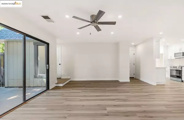 Benicia, CA 94510,1527 London Cir