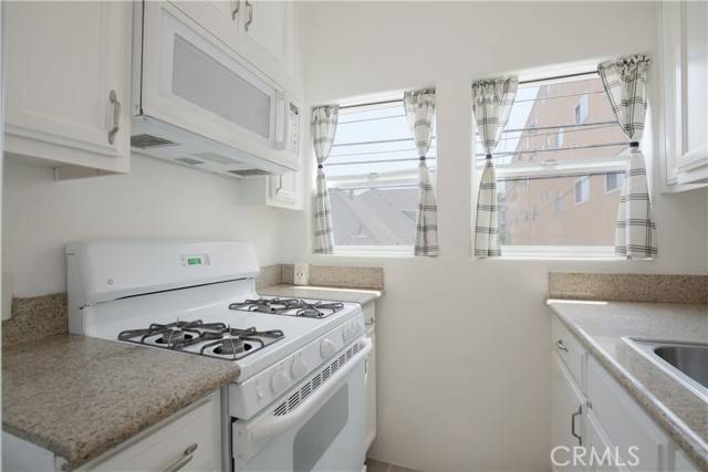 Long Beach, CA 90802,354 Chestnut AVE 33